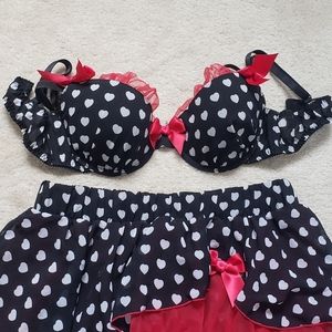 Frederick's of Hollywood set